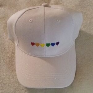 RAINBOW AJUSTABLE HEART BASEBALL HAT! BRAND NEW!